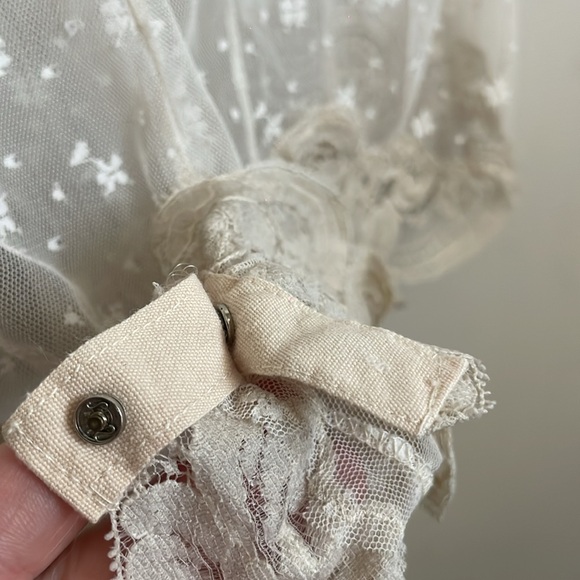 •| vintage lace romper - Picture 7 of 9